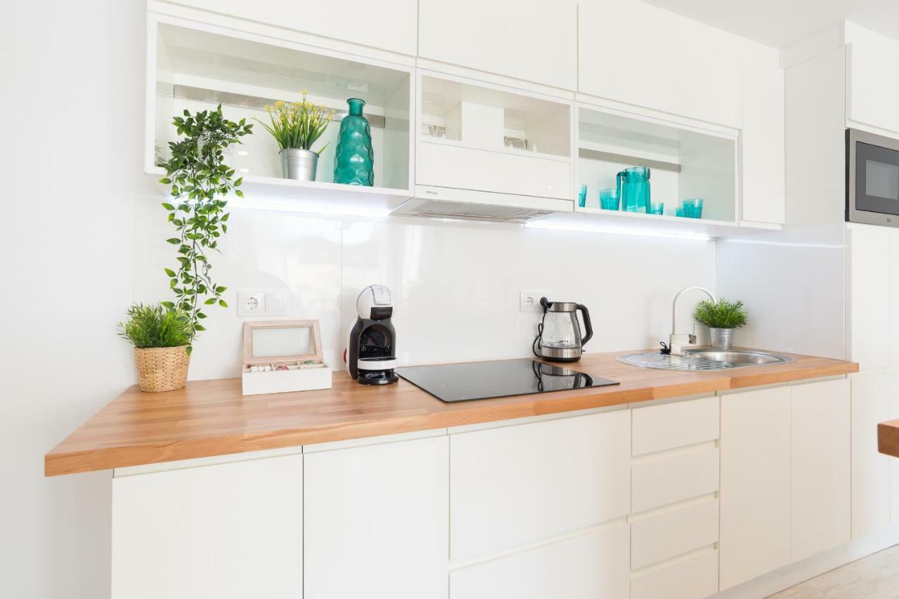 Stunning Spacious City Apartment With Free Parking Málaga Exterior foto