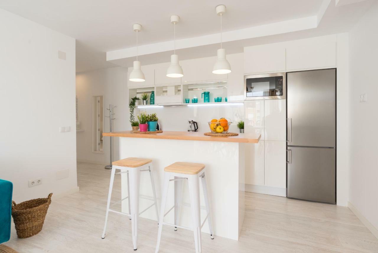 Stunning Spacious City Apartment With Free Parking Málaga Exterior foto